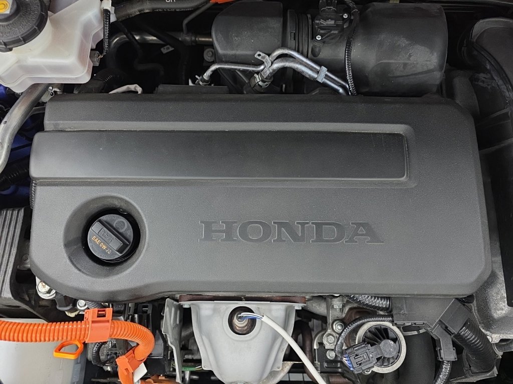 Used 2023 Honda CR-V Sport Touring image 18