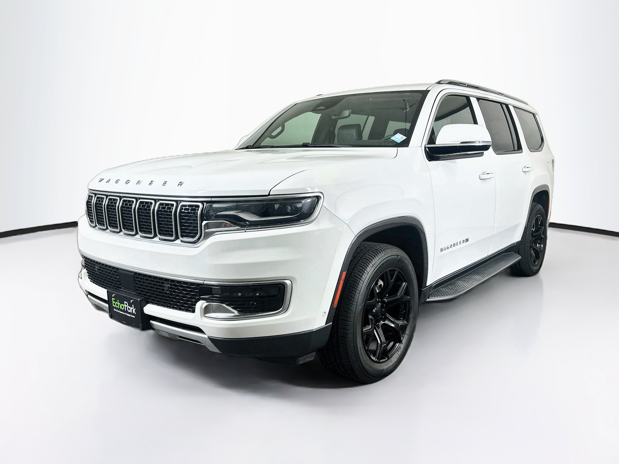 Used 2022 Jeep Wagoneer Series II AWD/4WD image 3