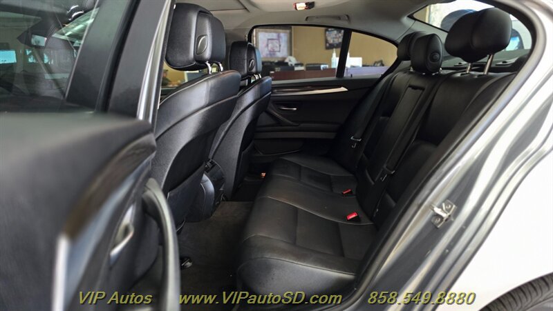 Used 2012 BMW 528i Sedan RWD image 18