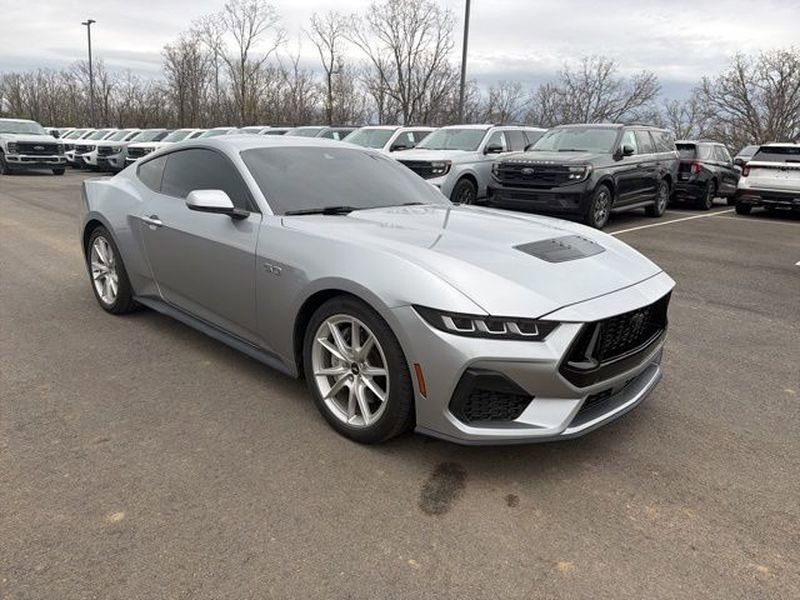 Certified 2024 Ford Mustang GT Premium RWD image 4