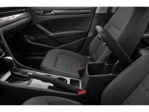 Certified 2022 Volkswagen Passat 2.0T SE image 16