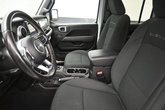 Used 2020 Jeep Gladiator Overland AWD/4WD image 17