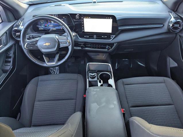 Used 2026 Chevrolet Equinox LT w/ Safety and Technology Package FWD image 19