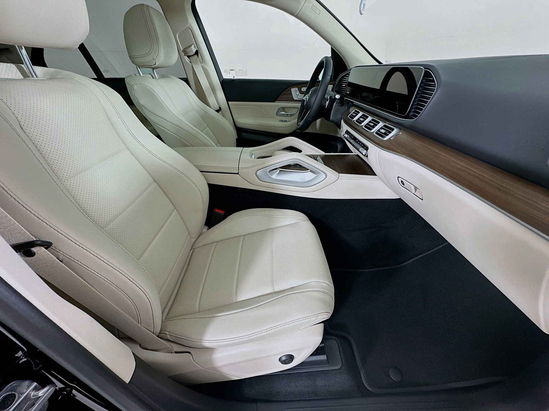 New 2026 Mercedes-Benz GLE 450 4MATIC image 31