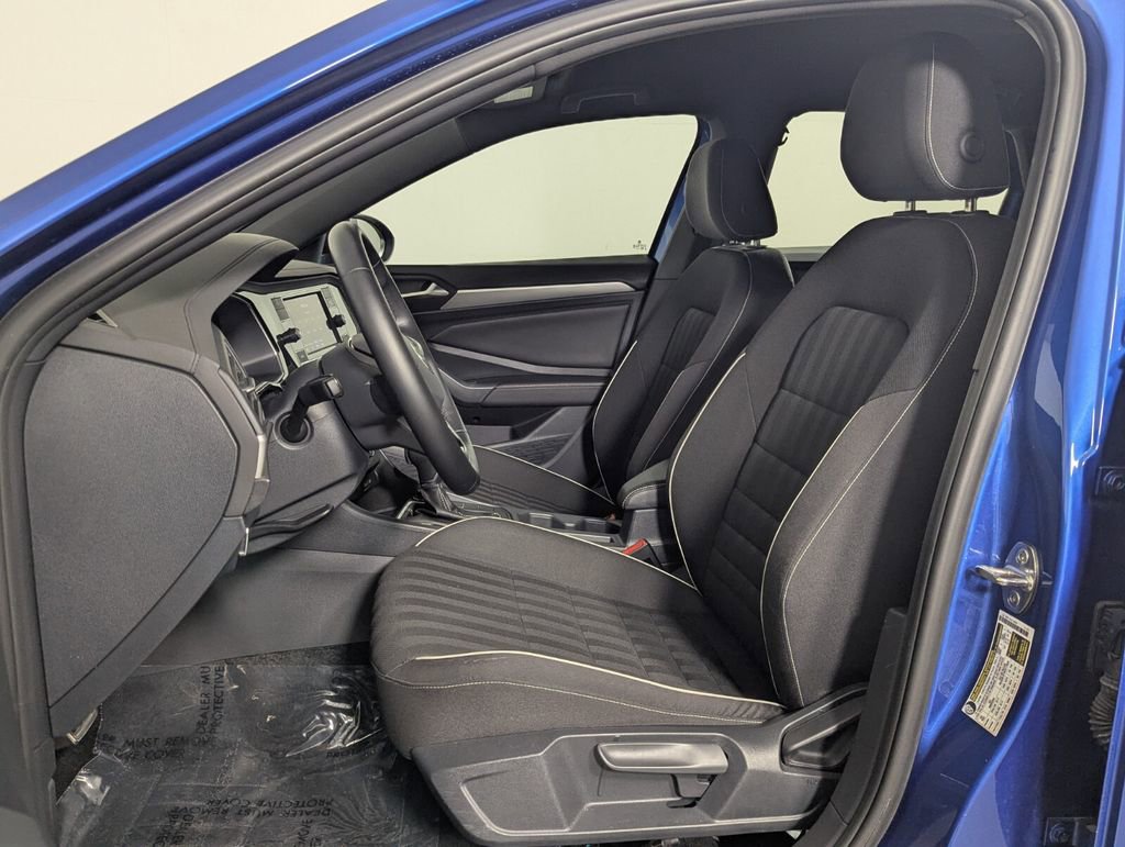 Used 2024 Volkswagen Jetta Sport FWD image 12