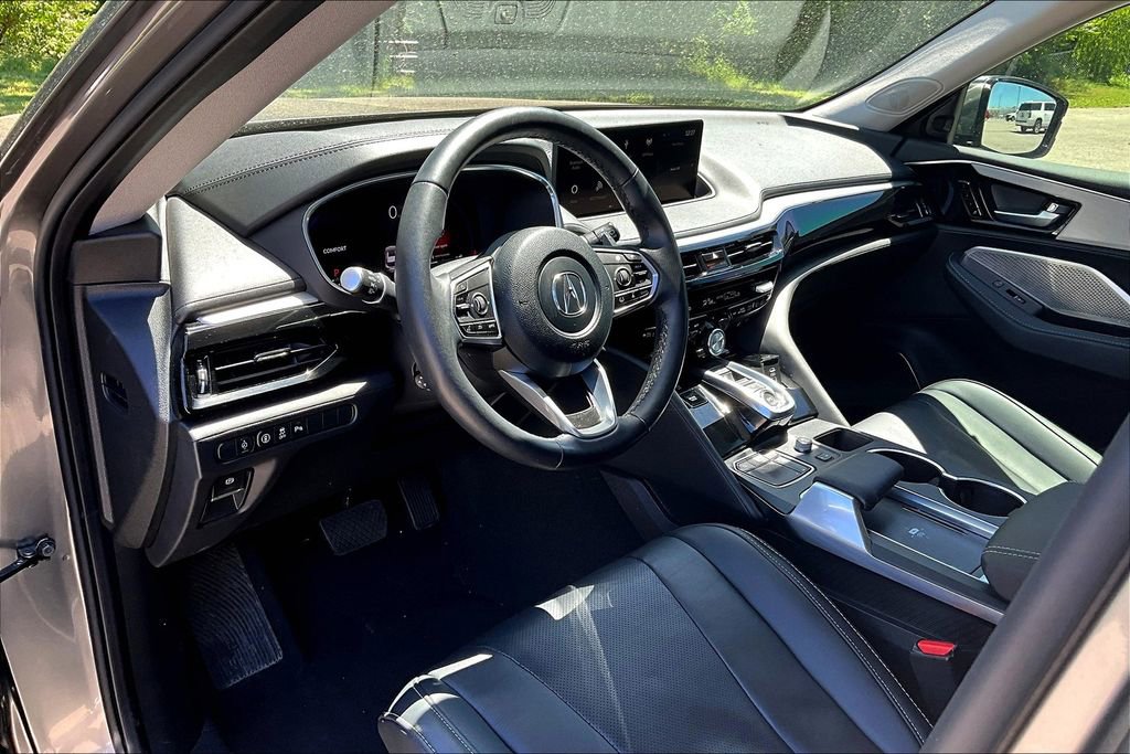 Used 2024 Acura MDX FWD w/ Technology Package image 17