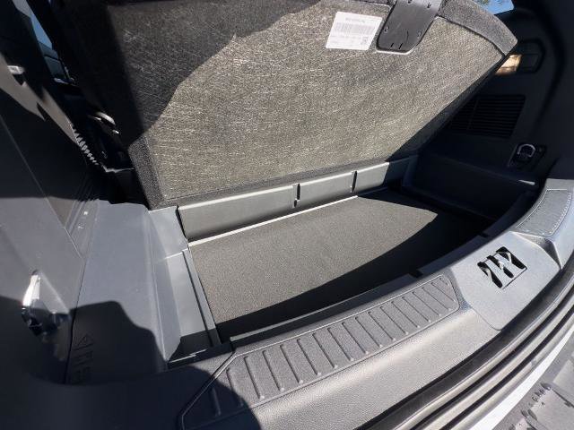 New 2026 Ford Explorer Active image 31