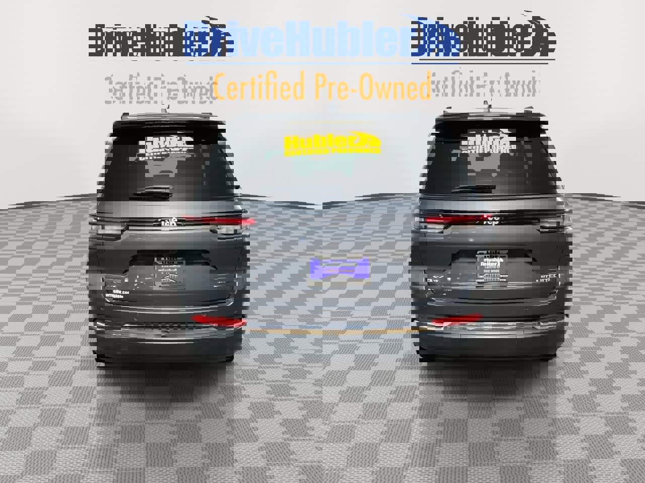 Used 2024 Jeep Grand Cherokee Limited image 3