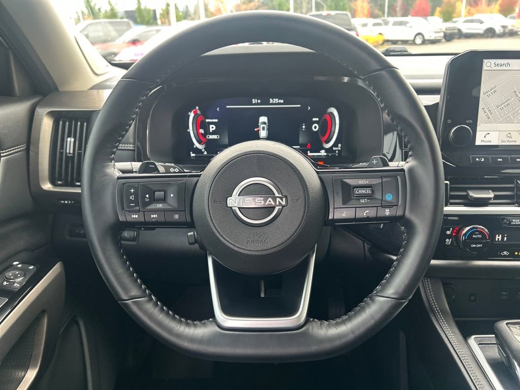 Used 2025 Nissan Pathfinder Platinum w/ Cargo Package image 21