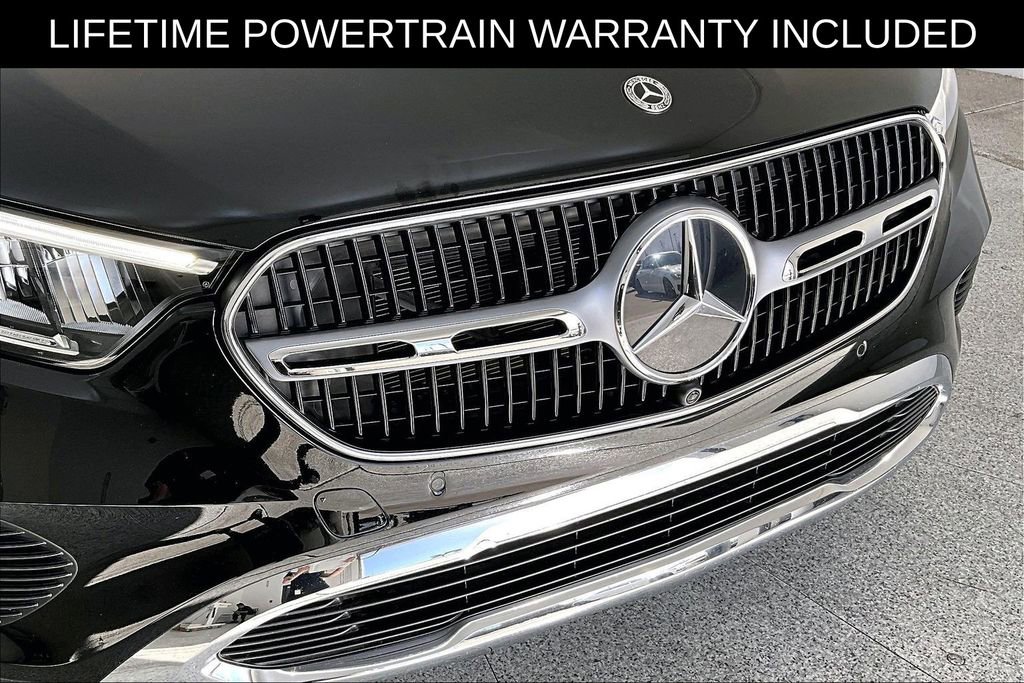 Used 2025 Mercedes-Benz GLC 350e 4MATIC image 37