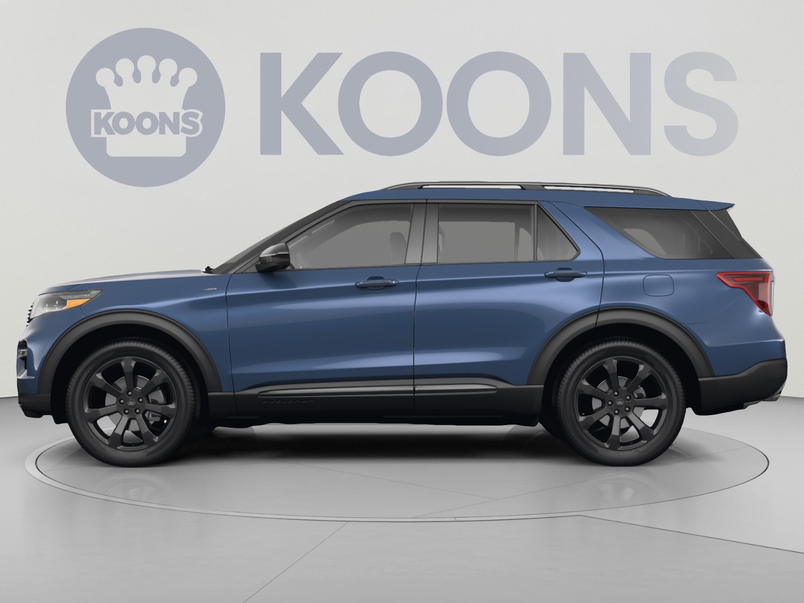 Used 2023 Ford Explorer XLT w/ Equipment Group 202A AWD/4WD image 2