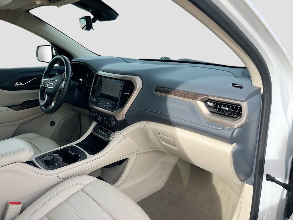 Used 2022 GMC Acadia Denali w/ Denali Ultimate Package AWD/4WD image 32