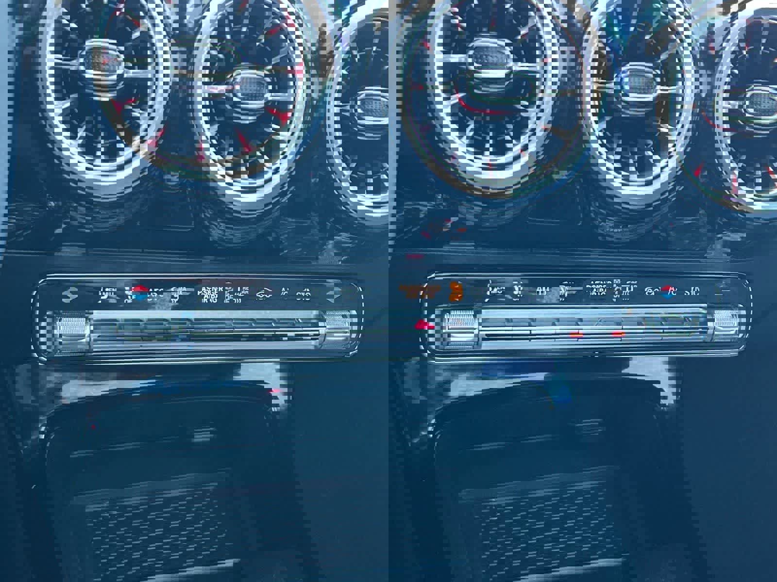 Used 2025 Mercedes-Benz CLA 250 image 20