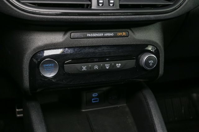 Used 2023 Ford Escape ST-Line w/ Tech Pack #1 AWD/4WD image 29