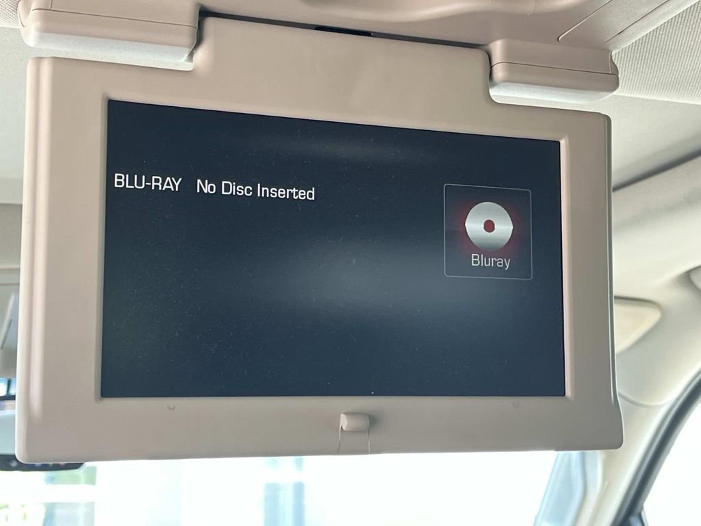 Used 2016 GMC Yukon XL Denali w/ Open Road Package image 19