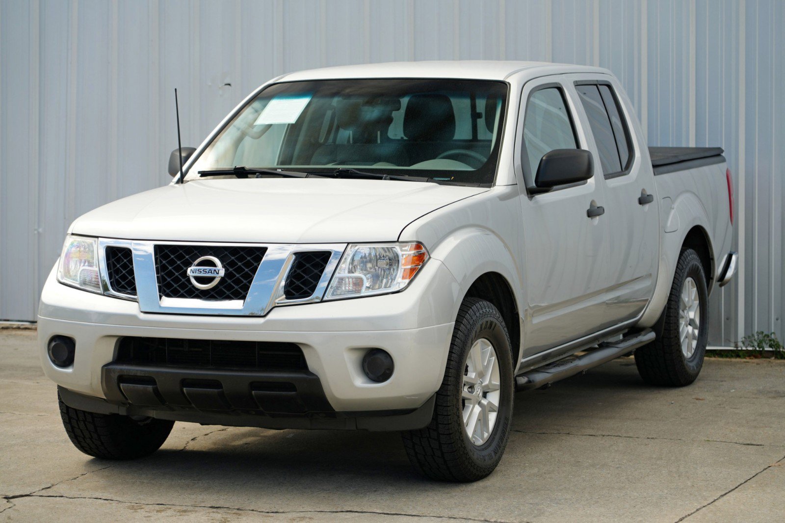 Used 2019 Nissan Frontier SV image 38