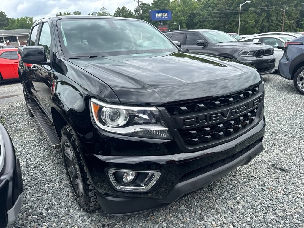 Used 2019 Chevrolet Colorado Z71 AWD/4WD image 2