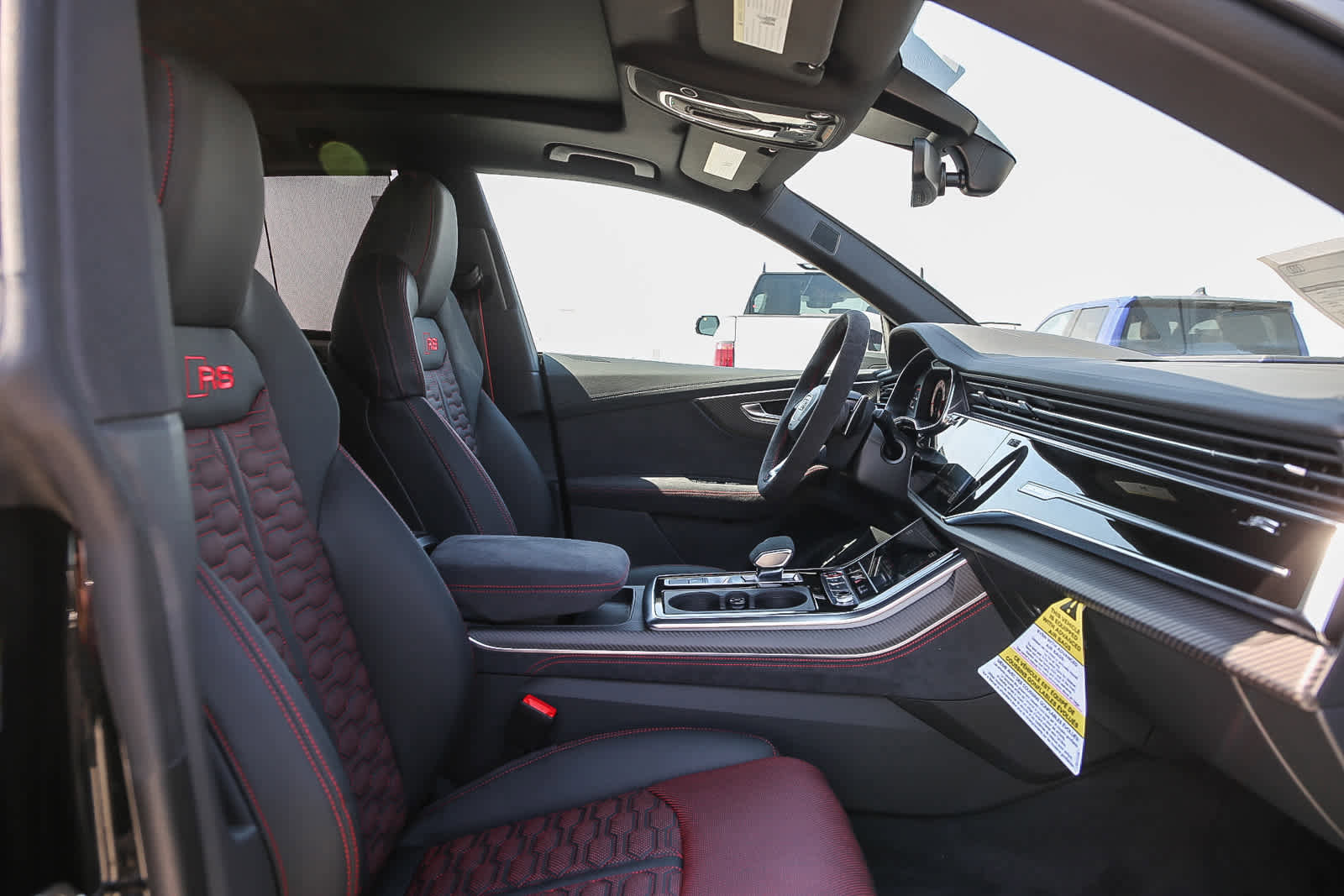 New 2025 Audi RS Q8 performance image 19