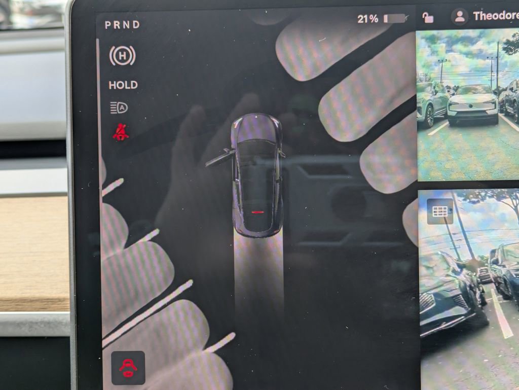 Used 2024 Tesla Model Y Long Range image 28