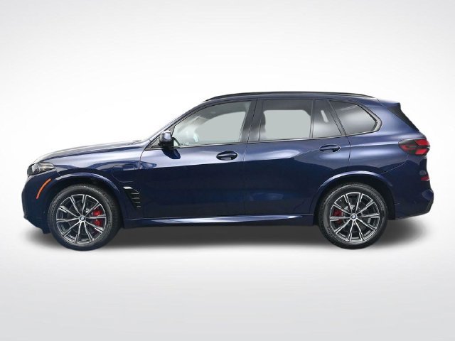 New 2026 BMW X5 xDrive50e w/ M Sport Package AWD/4WD image 8