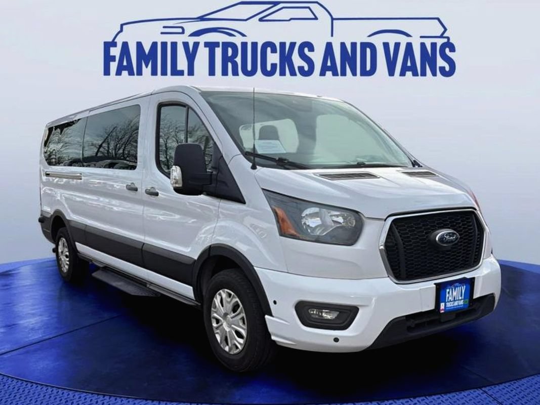 Used 2024 Ford Transit 350 XLT image 5