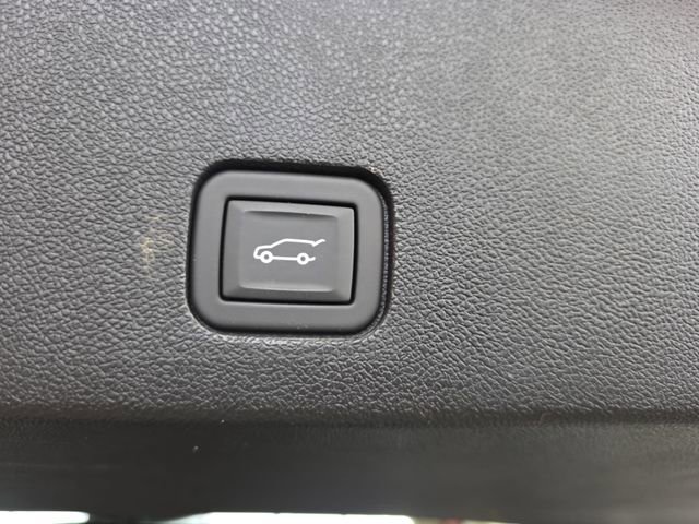 Certified 2024 Cadillac XT6 Sport w/ Platinum Package image 15