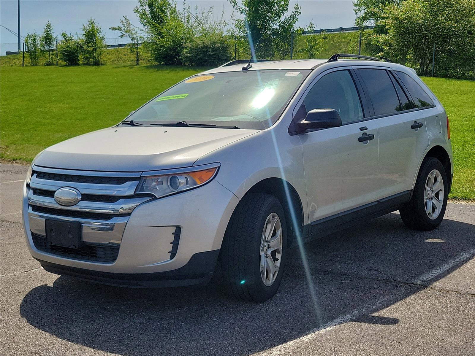 Used 2014 Ford Edge SE w/ Equipment Group 101A AWD/4WD image 4