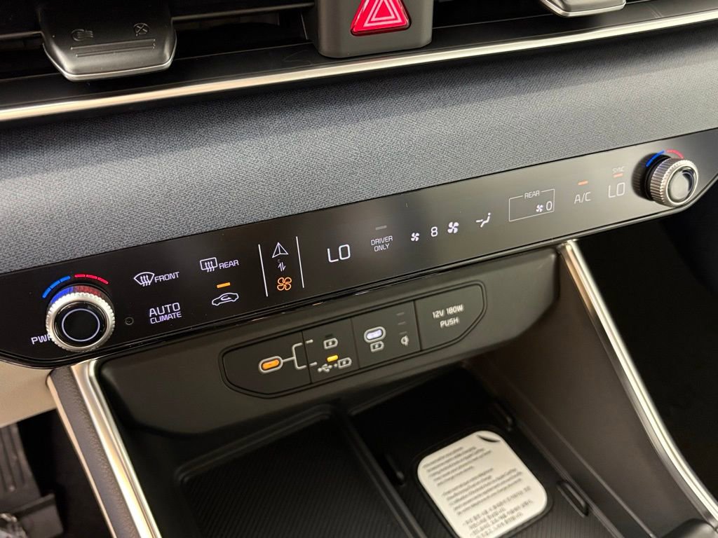 New 2026 Kia Carnival EX image 27