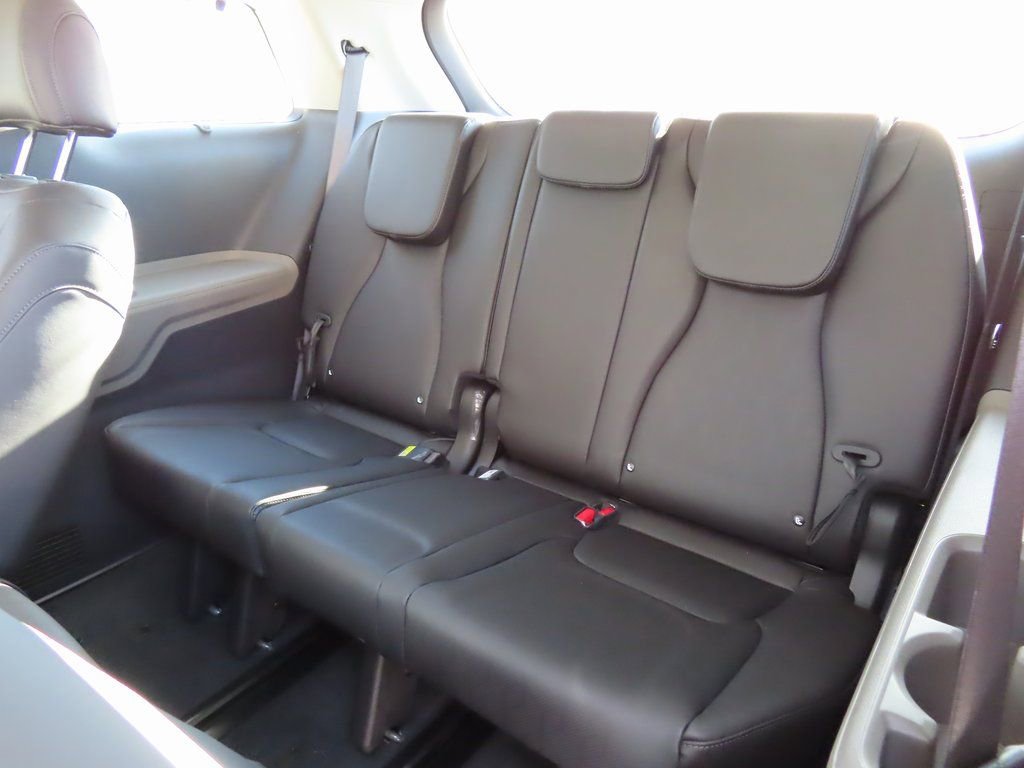 New 2026 Kia Carnival EX image 23