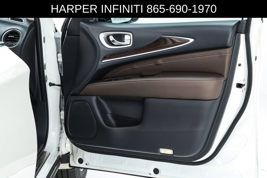 Used 2019 INFINITI QX60 Luxe w/ Sensory Package AWD/4WD image 32