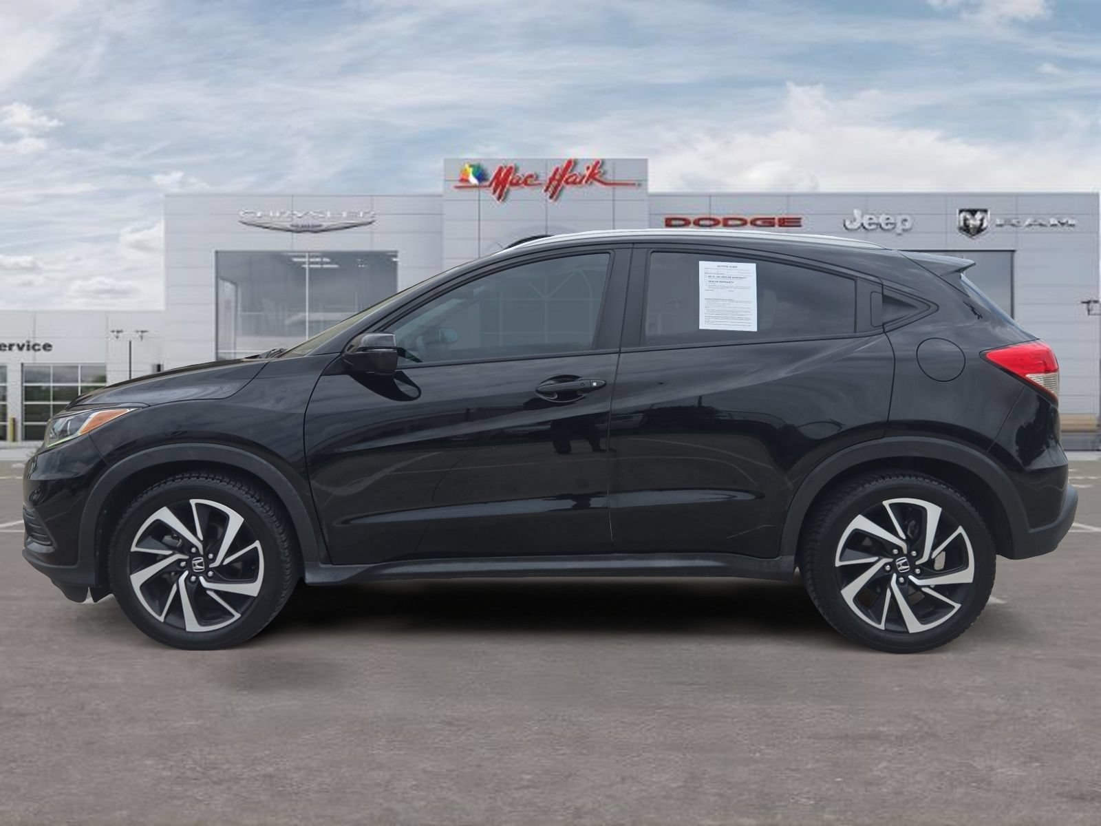 Used 2019 Honda HR-V EX-L image 2