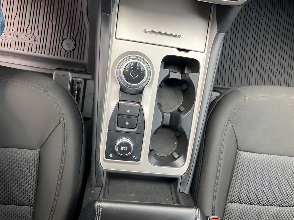 Used 2022 Ford Explorer XLT image 26