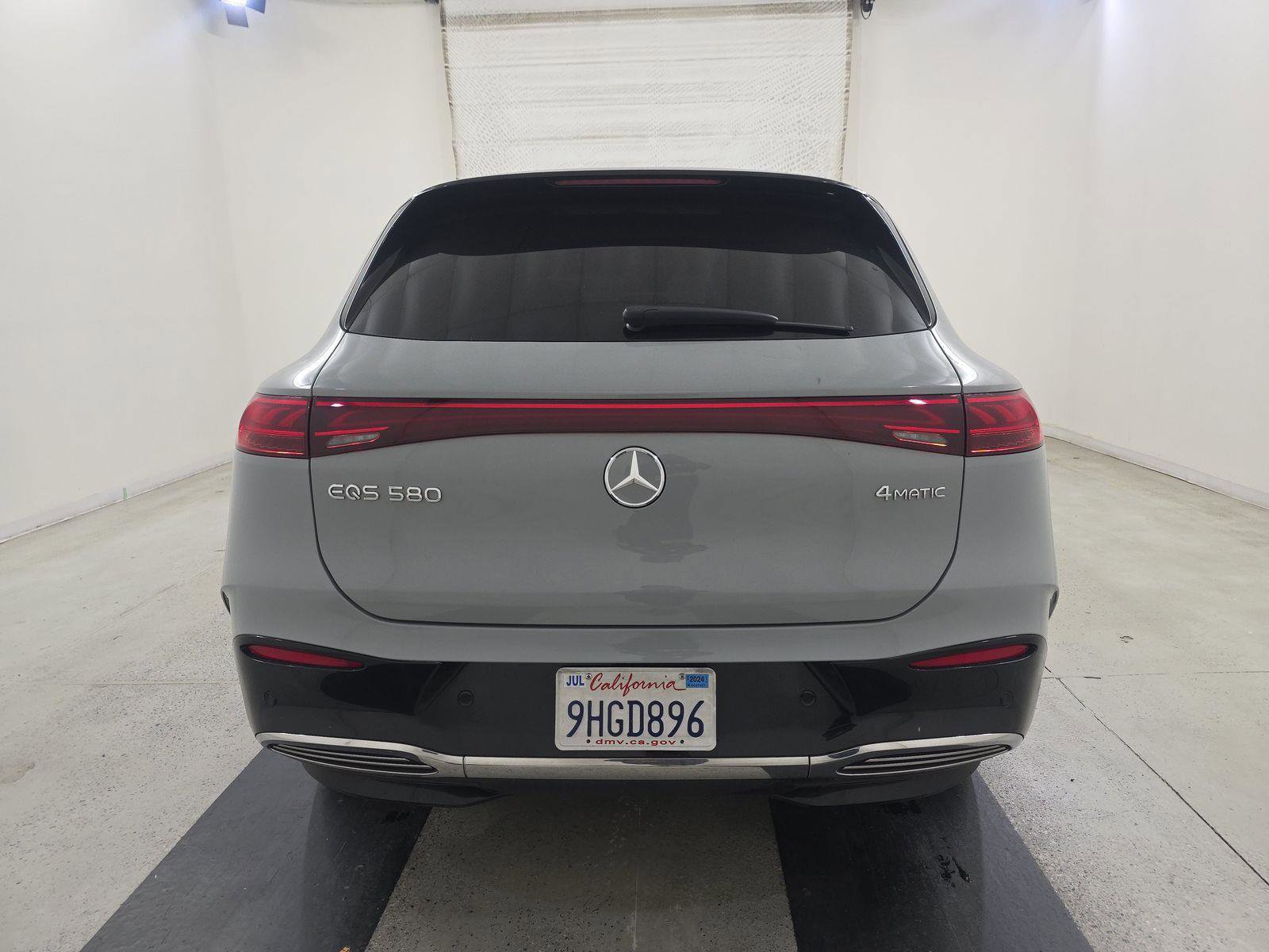 Used 2023 Mercedes-Benz EQS 580 4MATIC SUV image 10