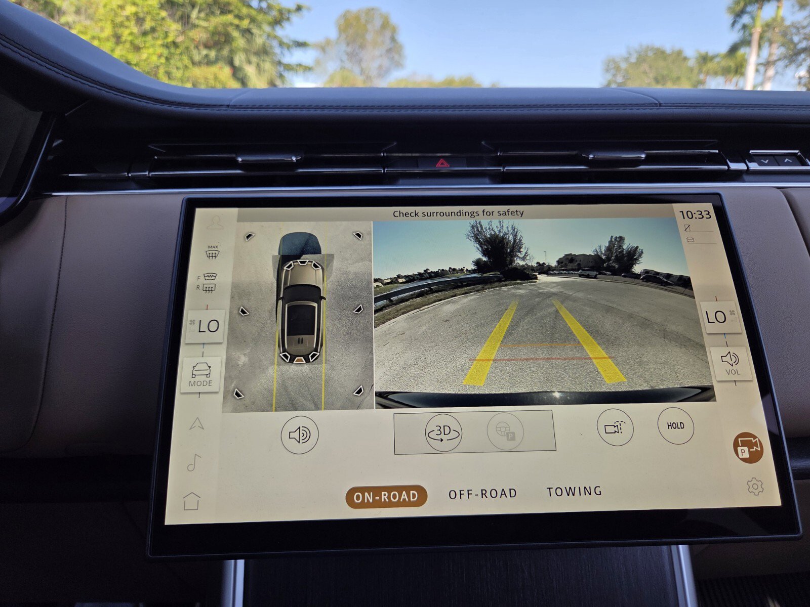 New 2025 Land Rover Range Rover SE image 14