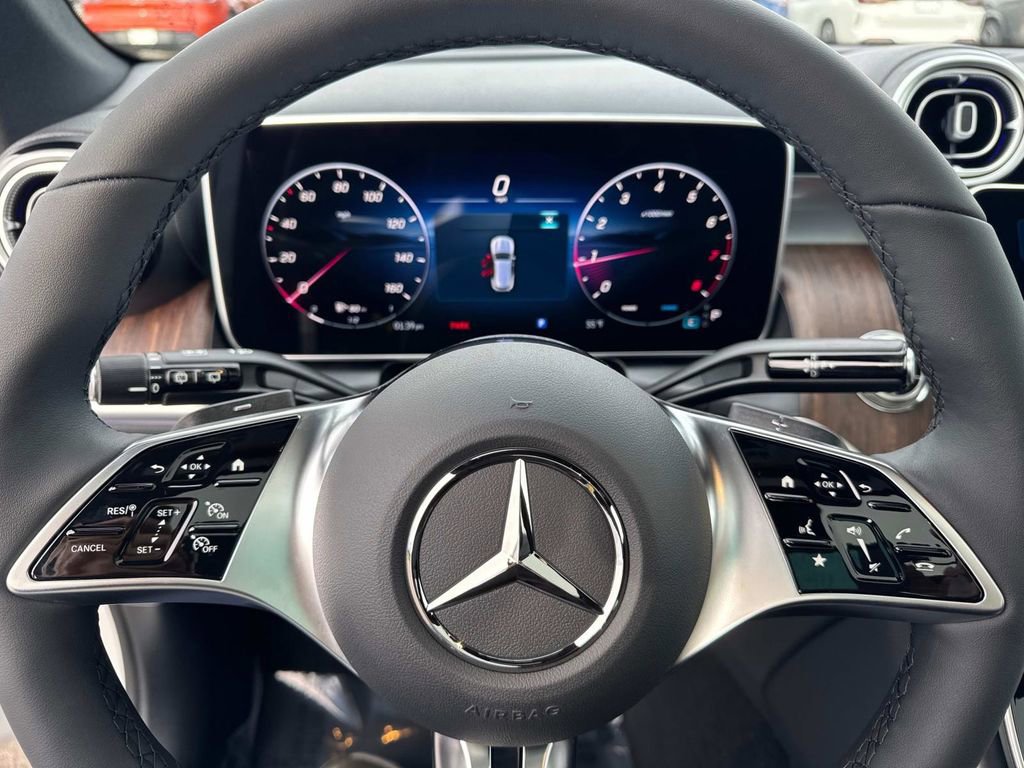 New 2026 Mercedes-Benz GLC 300 4MATIC image 25