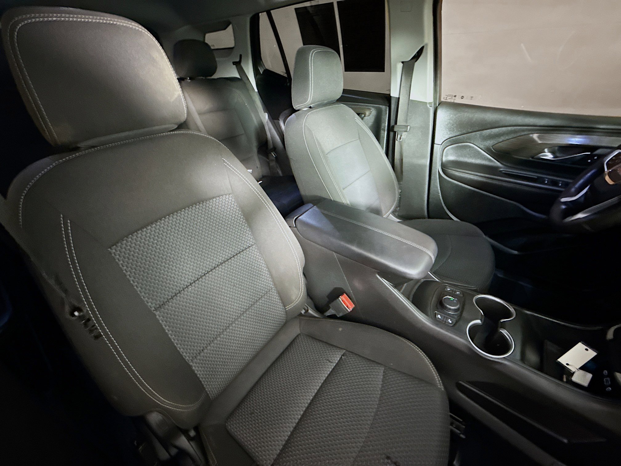 Used 2022 GMC Terrain SLE w/ Driver Convenience Package image 34