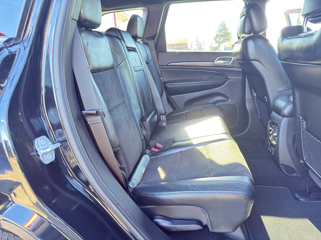 Used 2021 Jeep Grand Cherokee Laredo X image 16