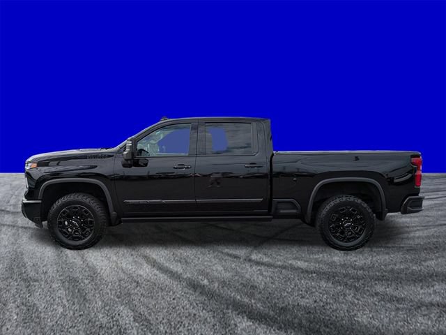 Used 2024 Chevrolet Silverado 2500 High Country w/ Midnight Edition AWD/4WD image 7