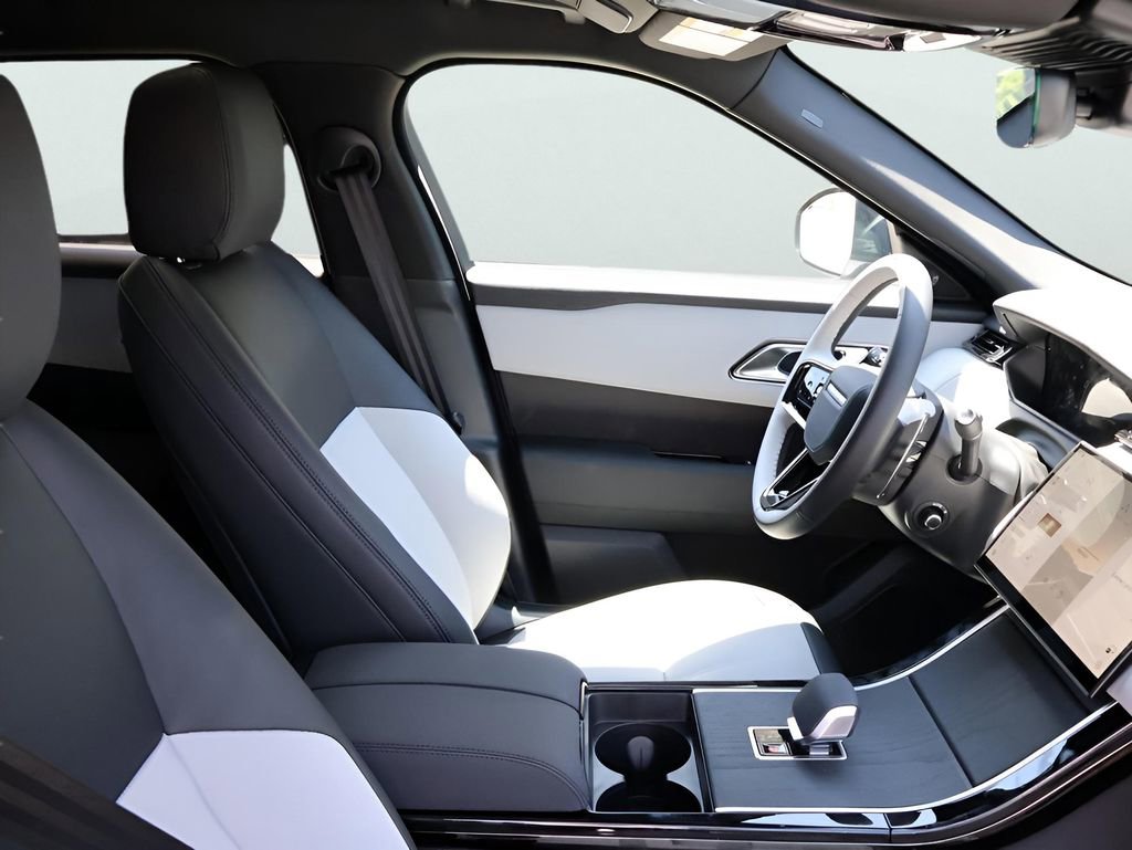 New 2026 Land Rover Range Rover Velar Dynamic SE image 10