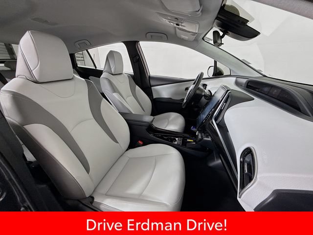 Certified 2022 Toyota Prius Prime XLE FWD image 24