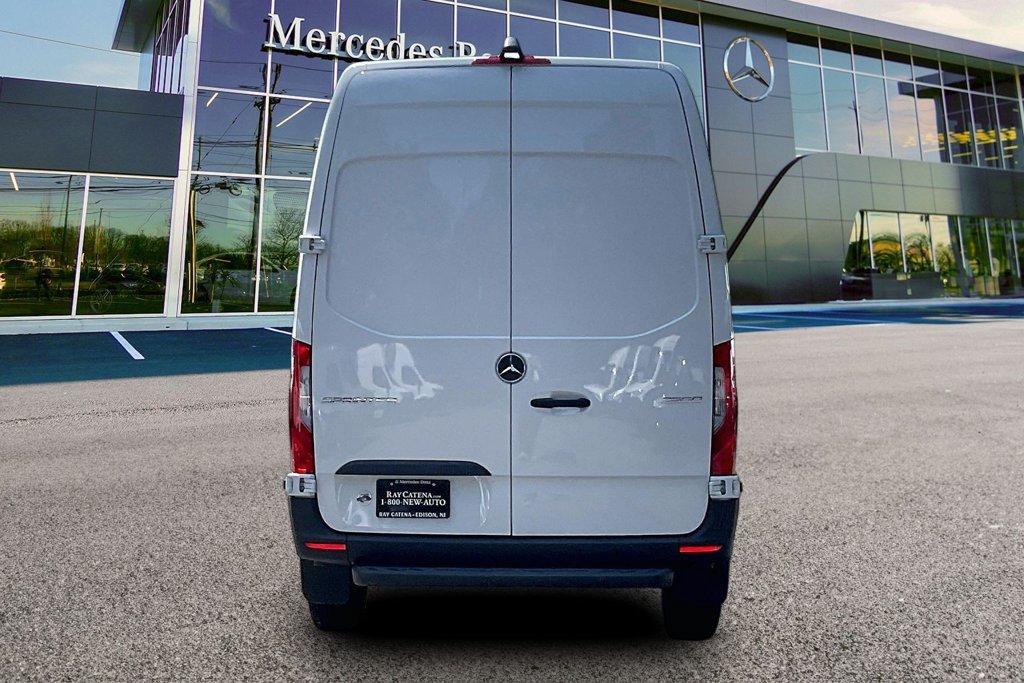 Used 2026 Mercedes-Benz Sprinter 2500 image 4