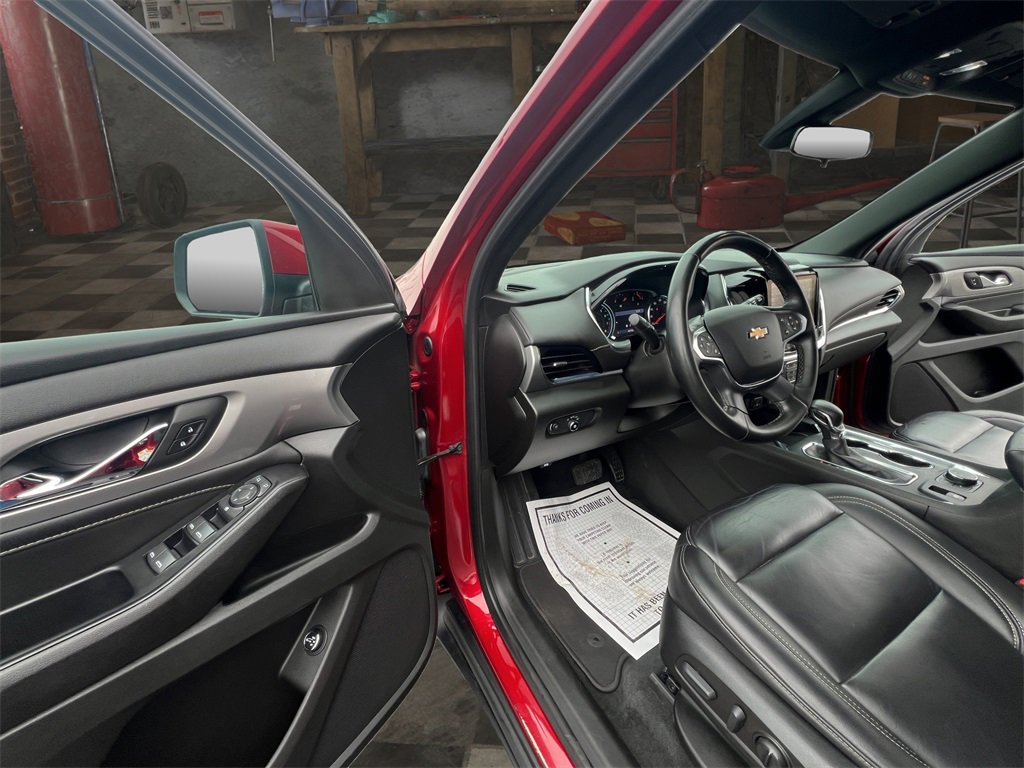 Certified 2023 Chevrolet Traverse LT image 16