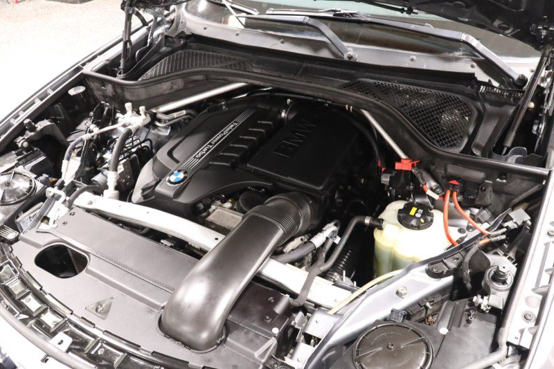 Used 2017 BMW X6 xDrive35i AWD/4WD image 16