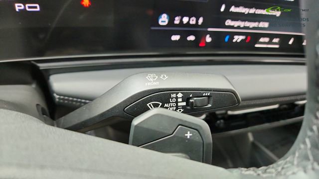 Used 2025 Audi A6 e-tron Premium Plus w/ Premium Plus RWD image 42