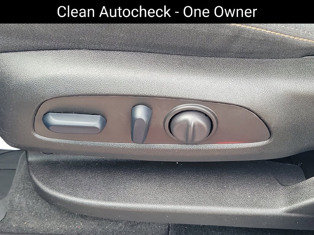Used 2024 Chevrolet Equinox LT w/ LPO, Floor Liner Package AWD/4WD image 7