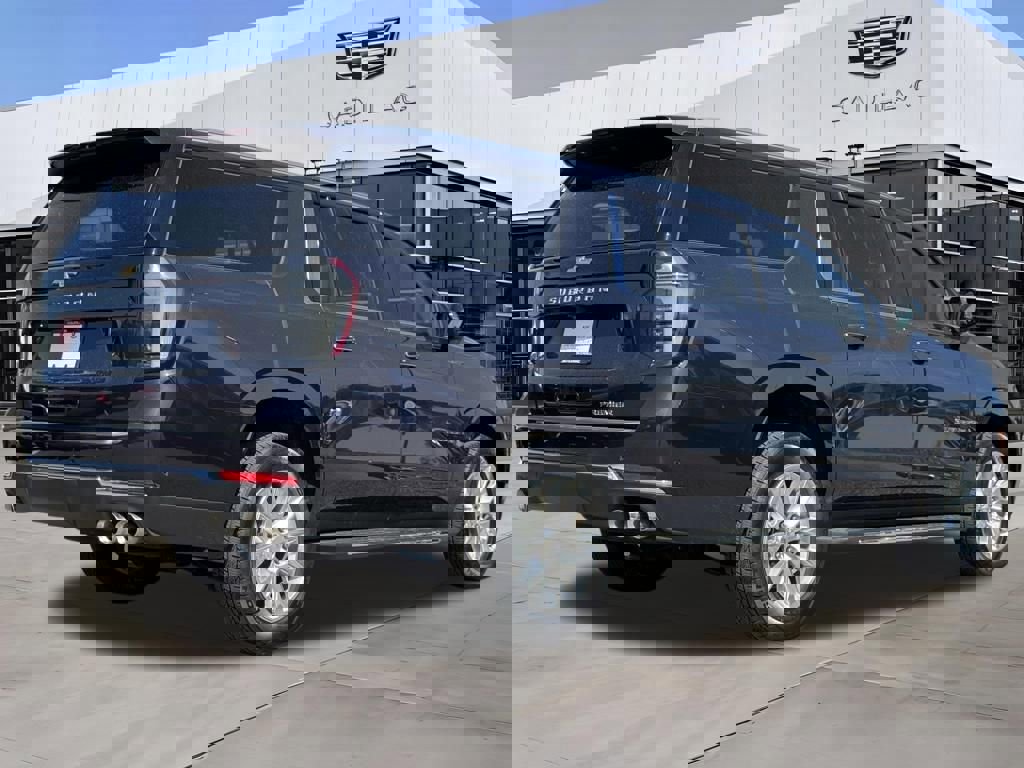 Used 2025 Chevrolet Suburban Premier image 7