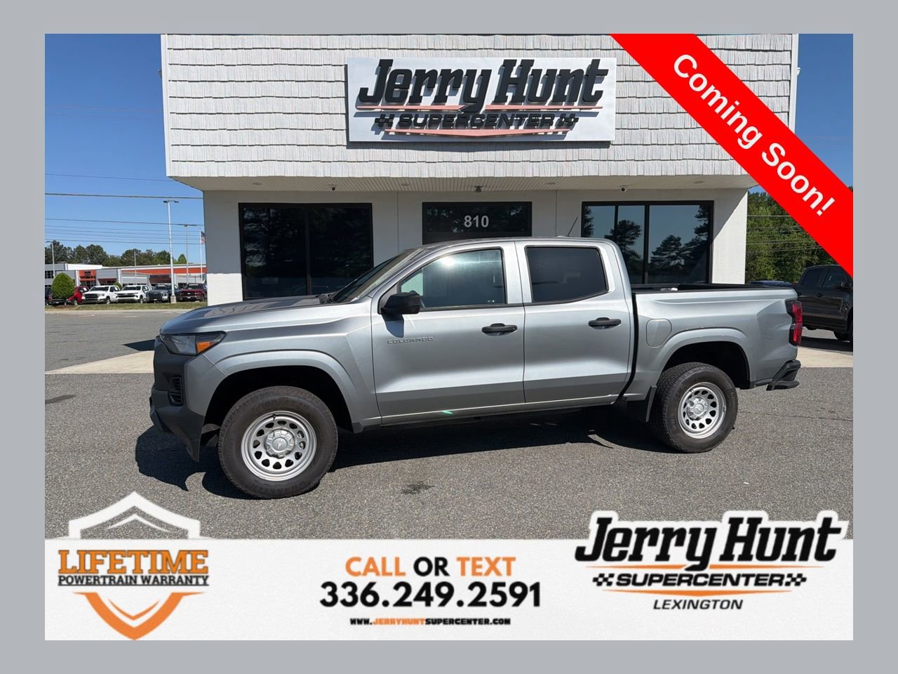 Used 2024 Chevrolet Colorado W/T image 1
