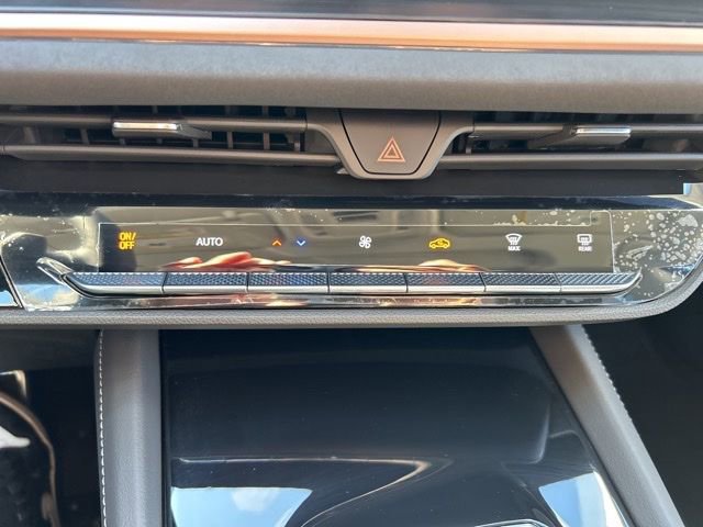 New 2025 Buick Envision Sport Touring image 25