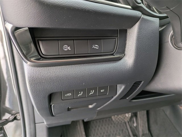 Used 2025 MAZDA CX-30 AWD 2.5 S w/ Premium Package image 16