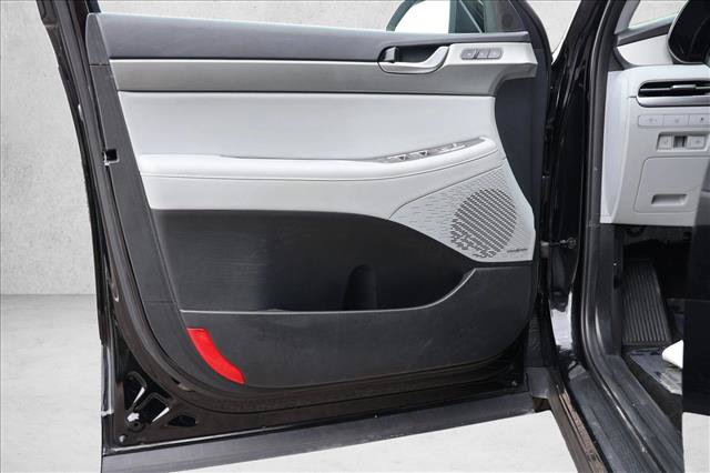 Used 2023 Hyundai Palisade SEL w/ Cargo Package AWD/4WD image 12